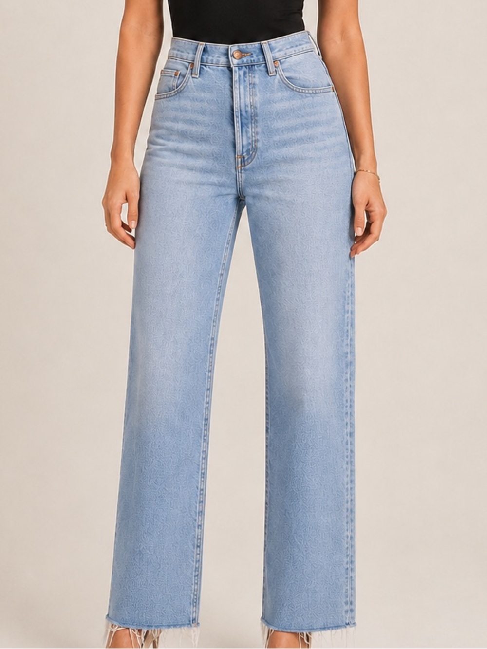 MOTHER Wide Leg High Waisted Spinner Ankle Fray Light Wash Jeans (Size 28)